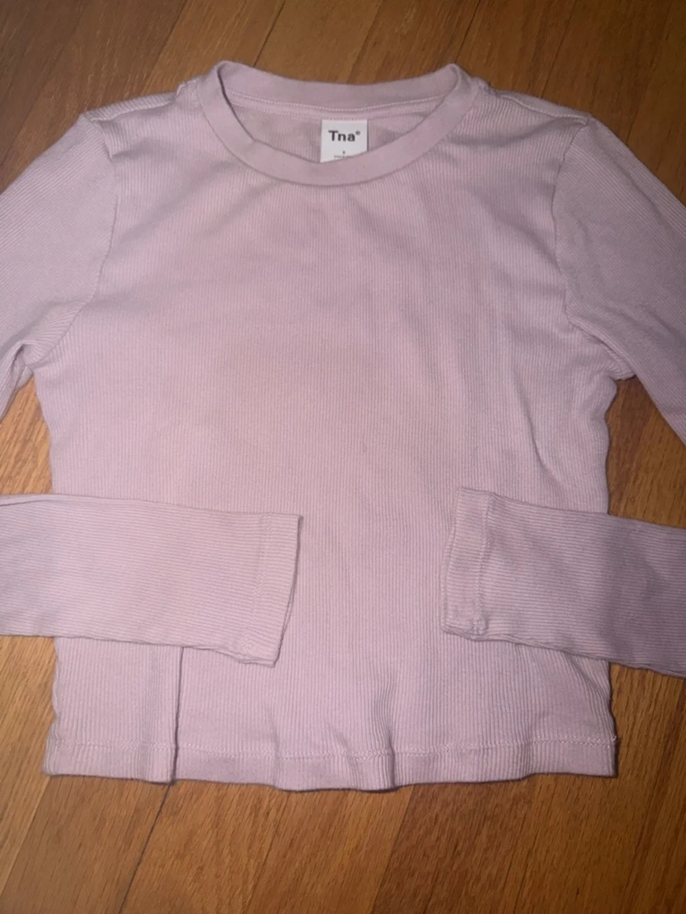 Aritzia| Ribbed Lavender Cropped Long Sleeve